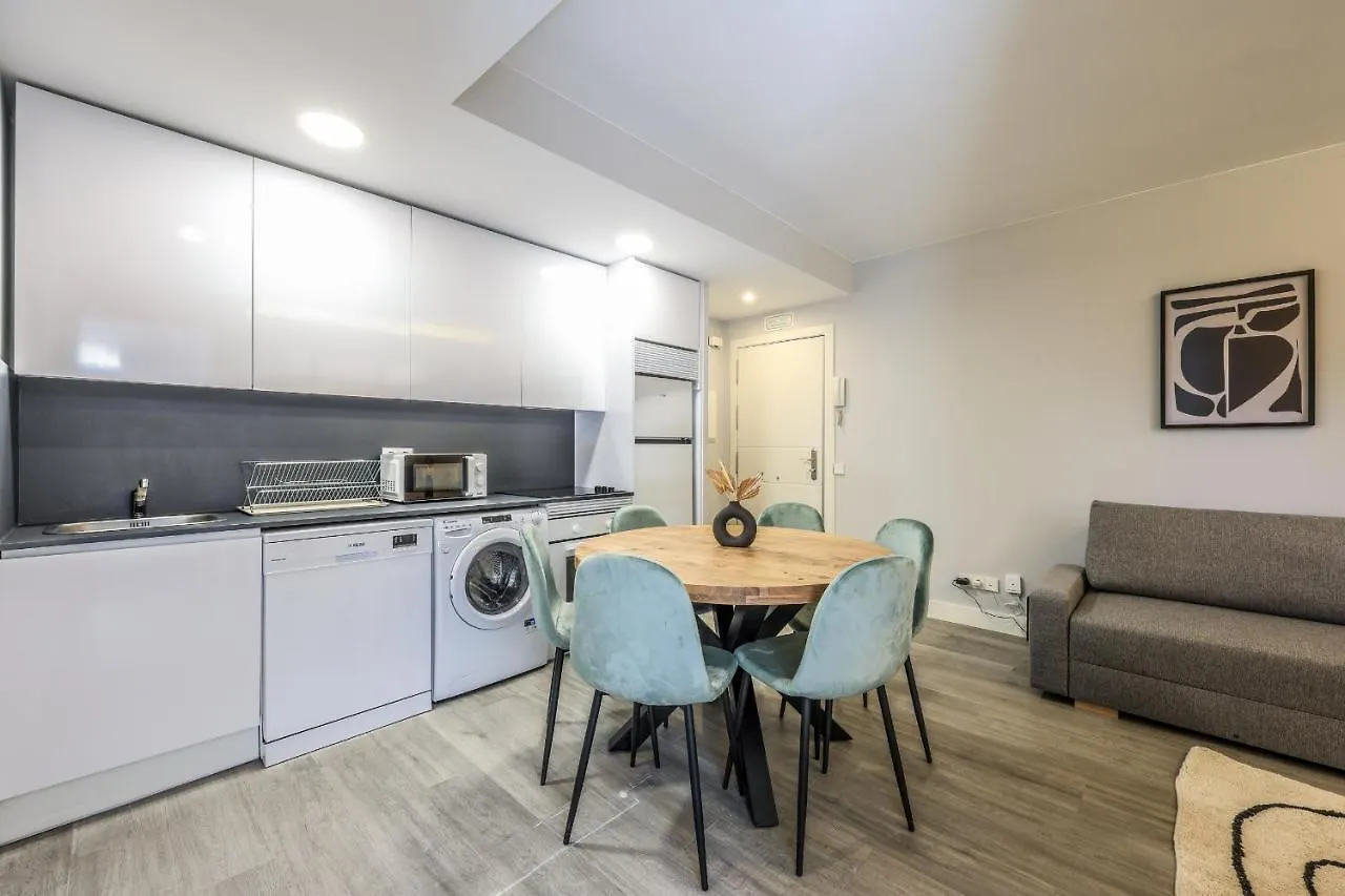Apartamentos Reformados En Arturo Soria Madrid Apartment